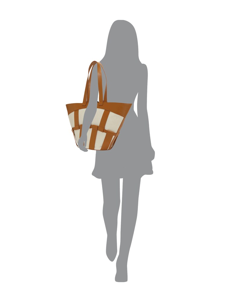 Vince Camuto Mkenz Tote Aged Rum/Warm Vanilla ID-AAFA0537