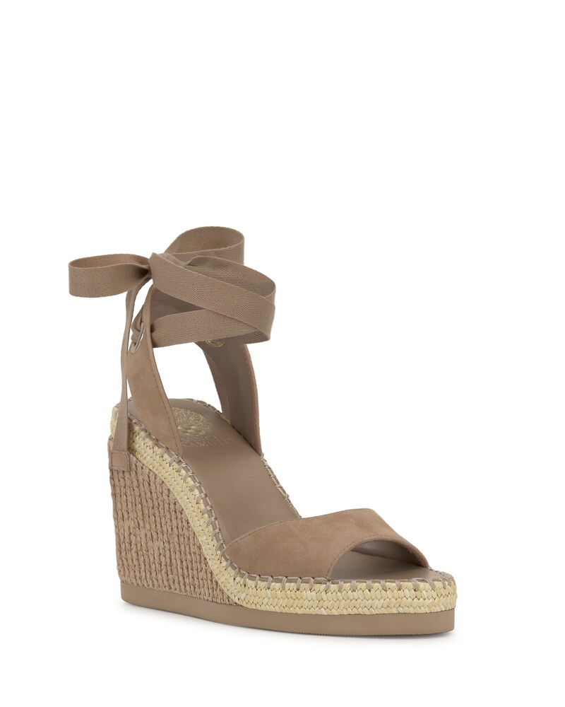 Vince Camuto Bendsen Wedge Sandal Tortilla ID-AIIJ6801