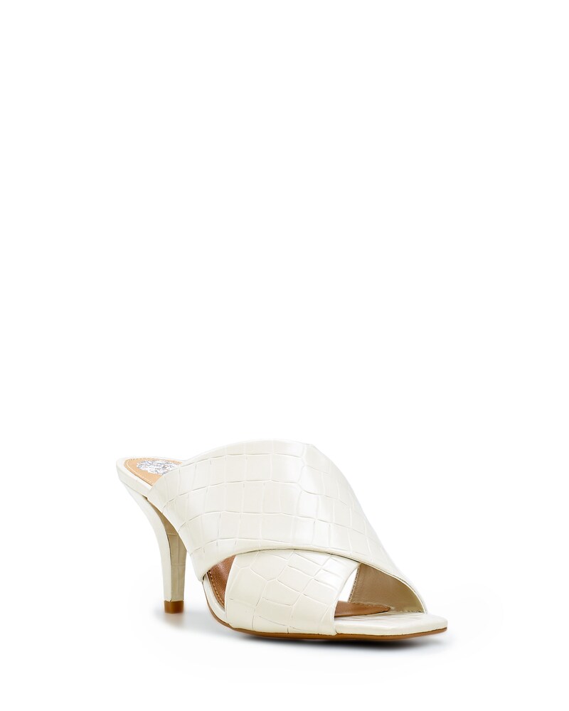 Vince Camuto Rehnya Mule Swan ID-BTCW5617