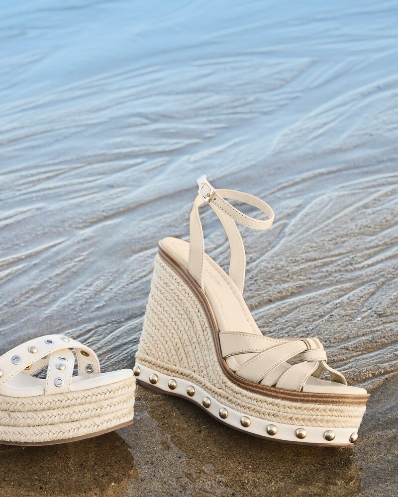 Vince Camuto Parnesia Wedge Sandal Warm Vanilla ID-DABL3810