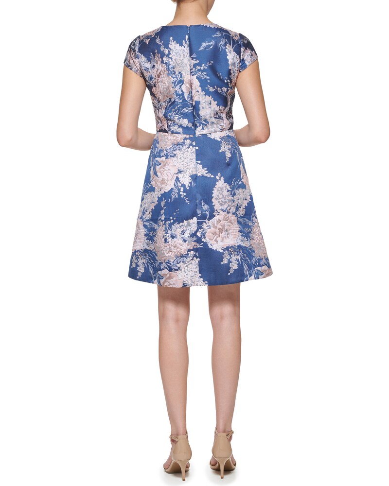 Vince Camuto Floral-Pattern Fit-And-Flare Dress (Petite)  Blue ID-GLHI2851