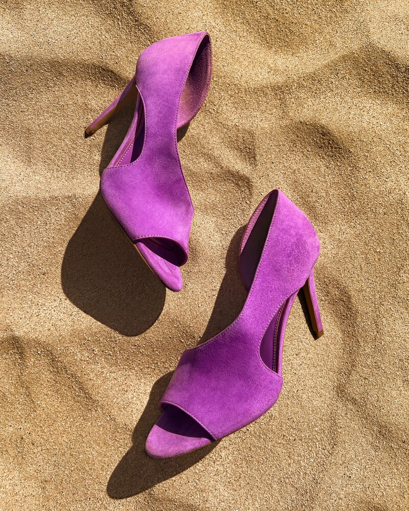 Vince Camuto Alinton Sandal Berry Fizz Suede ID-IFGD2306