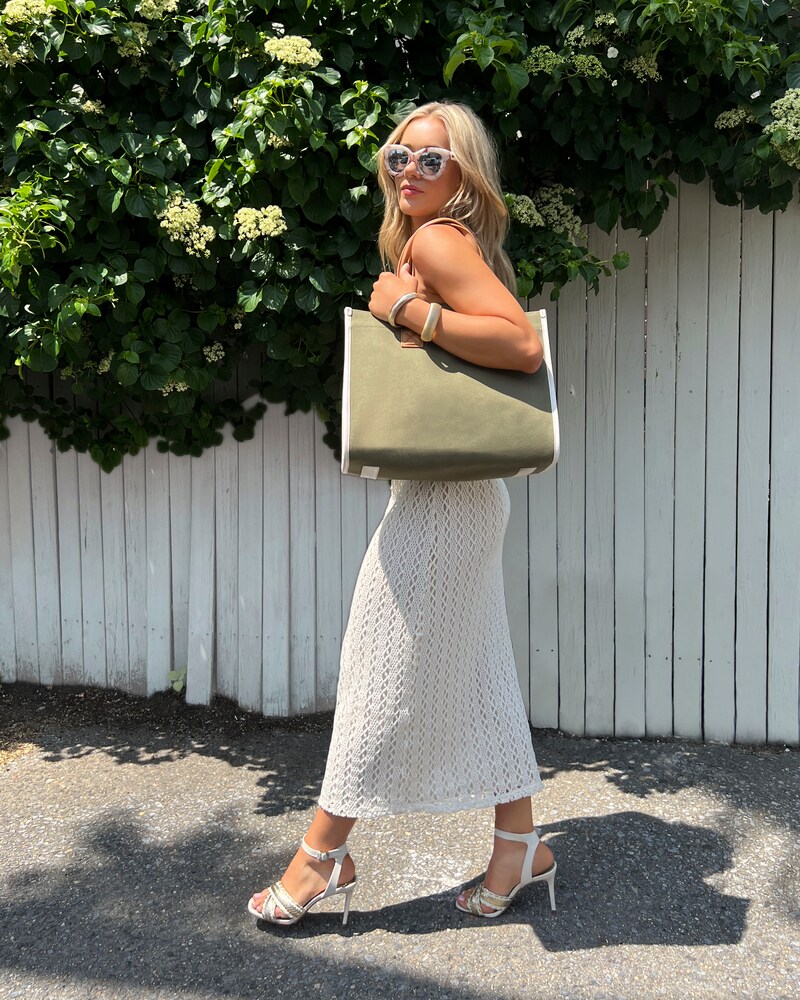 Vince Camuto Saly Tote Dark Green ID-JTRR9556