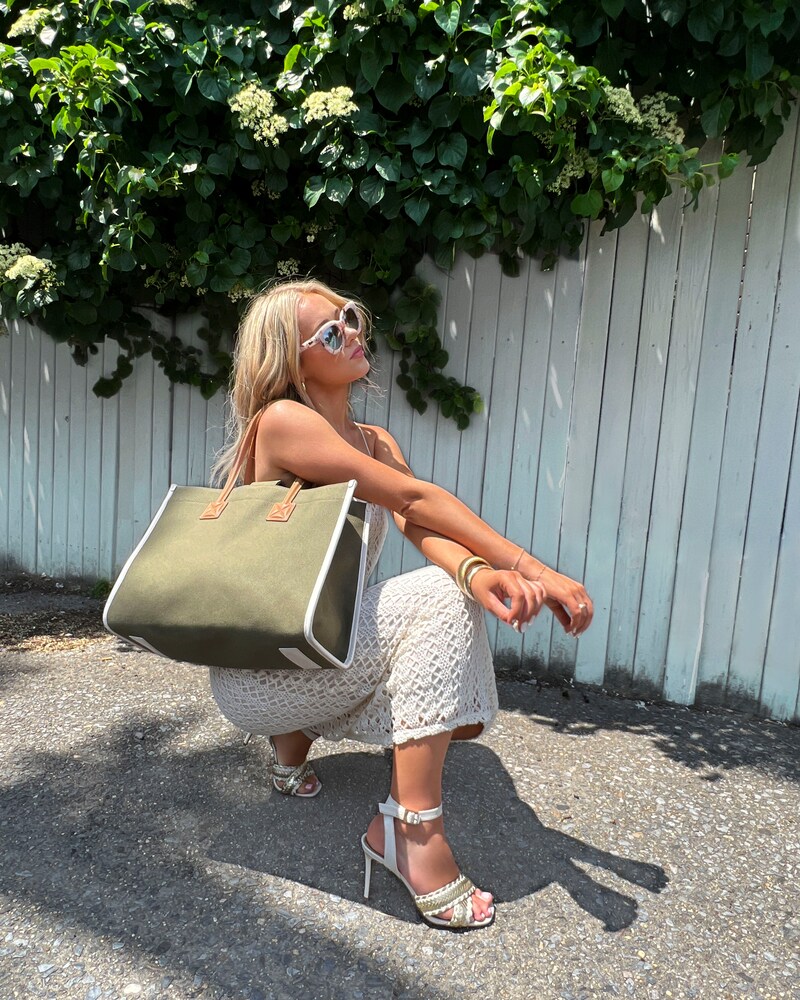 Vince Camuto Saly Tote Dark Green ID-JTRR9556