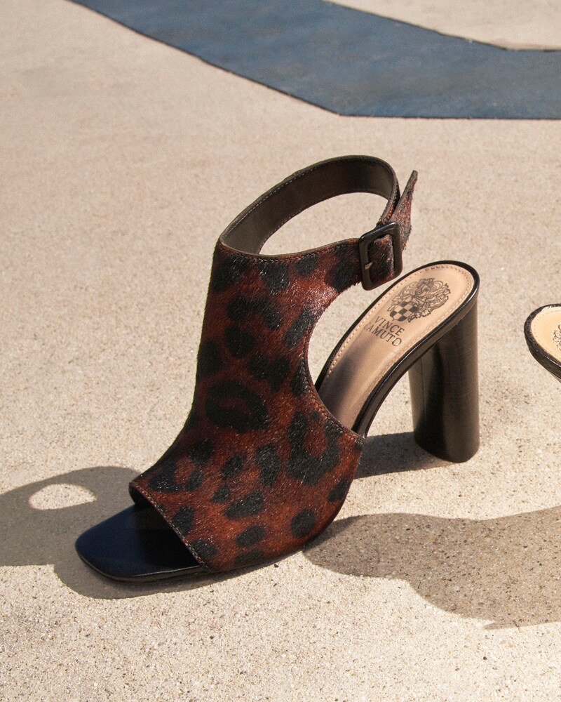 Vince Camuto Crebelan Sandal Deep Natural ID-JTYV3655
