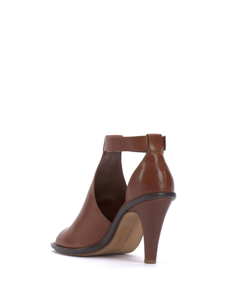 Vince Camuto Frasper Peep Toe Shootie Cocoa Biscuit ID-MHDT5751