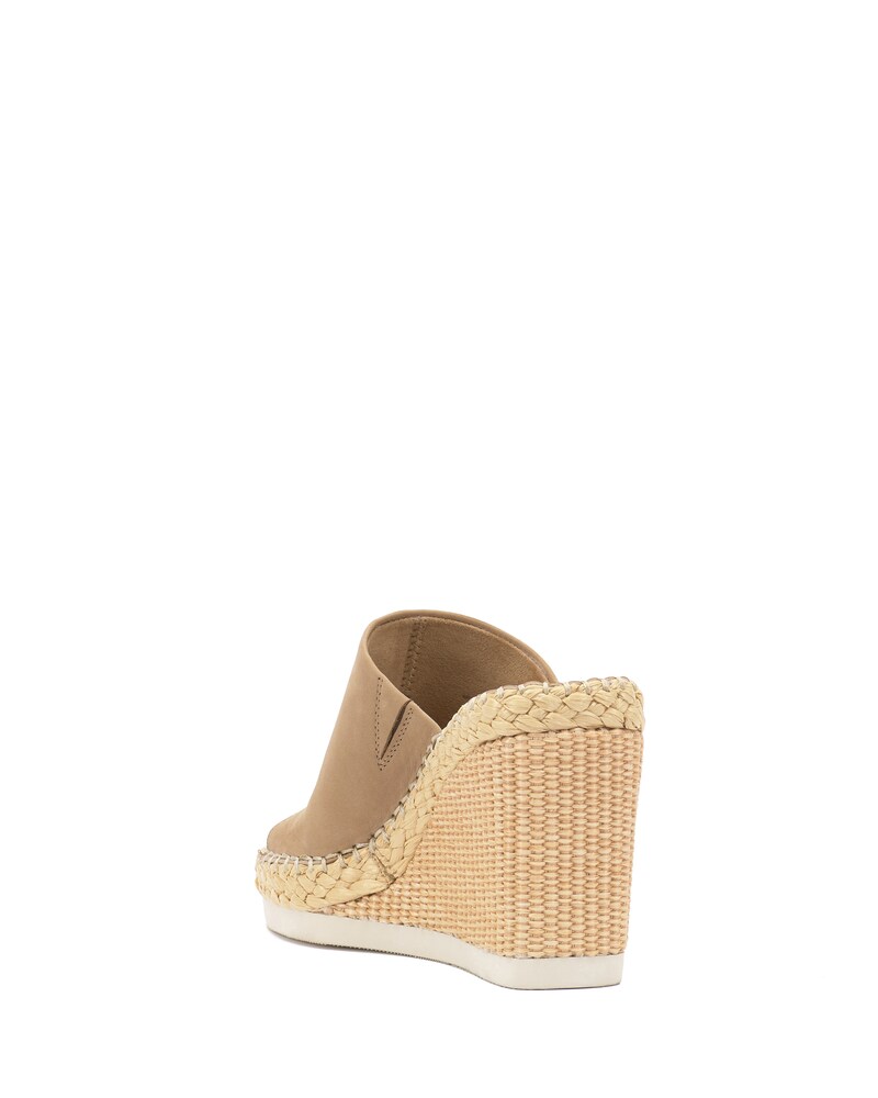 Vince Camuto Brissia Wedge Mule Tortilla ID-NDUU6673