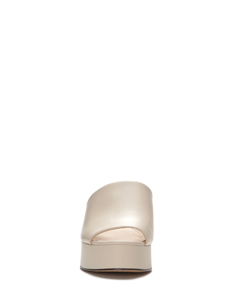 Vince Camuto Feshania Platform Mule Warm Vanilla ID-NZCZ4018