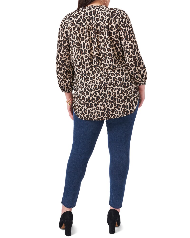 Vince Camuto Leopard-Print V-Neck Top (Plus Size) Rich Black ID-OGHC0971