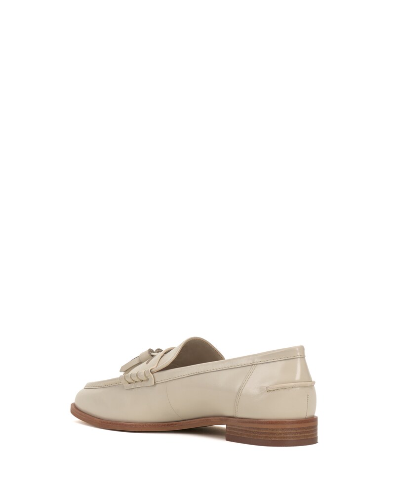 Vince Camuto Chiamry Loafer Swan ID-OWVQ0933