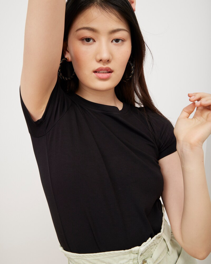 Vince Camuto Knit Short-Sleeve T-Shirt Rich Black ID-OZNG5021