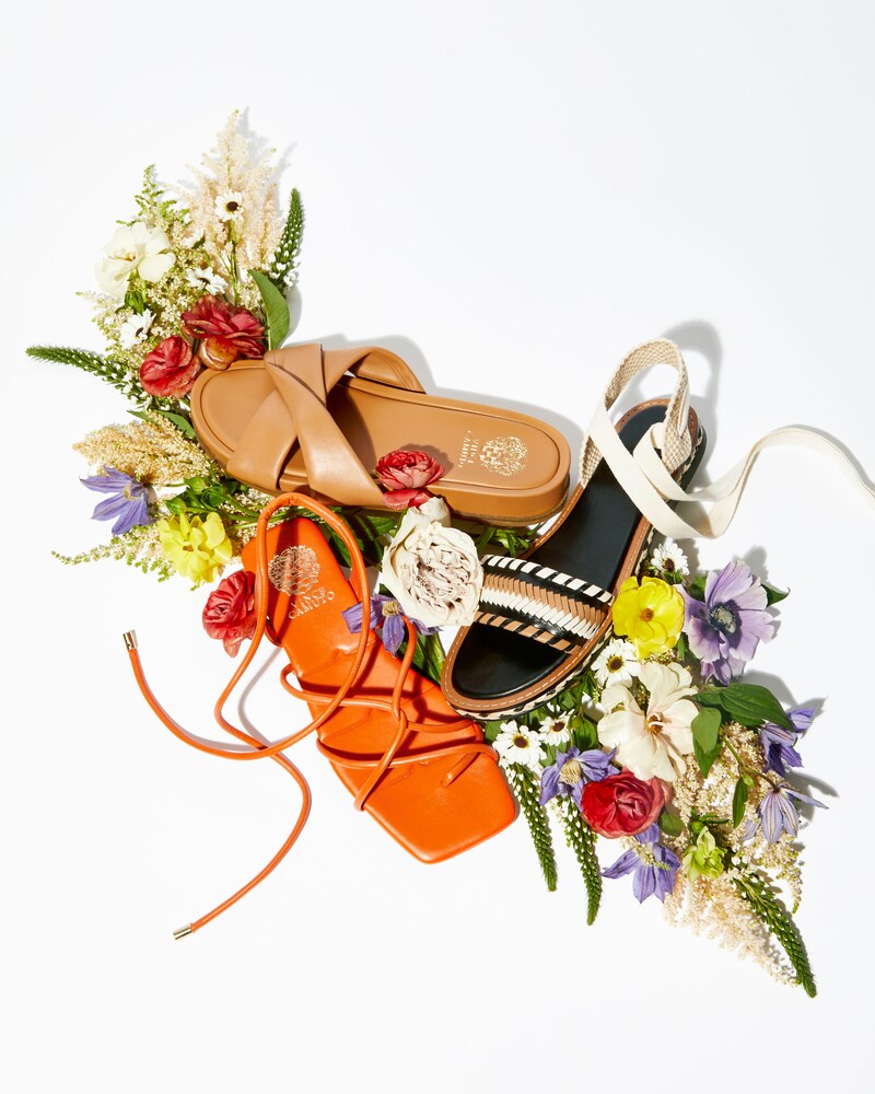 Vince Camuto Krissamel Slide Light Cognac ID-PDSU1775