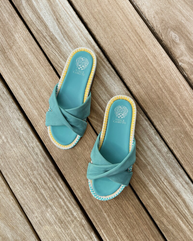 Vince Camuto Krissamel Slide Seashore Marfa Multi ID-QOII0196
