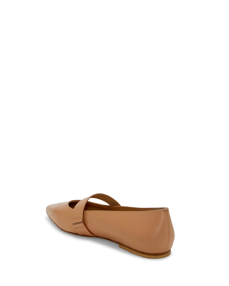 Vince Camuto Maciey Flat Sandstone ID-RFNL3089