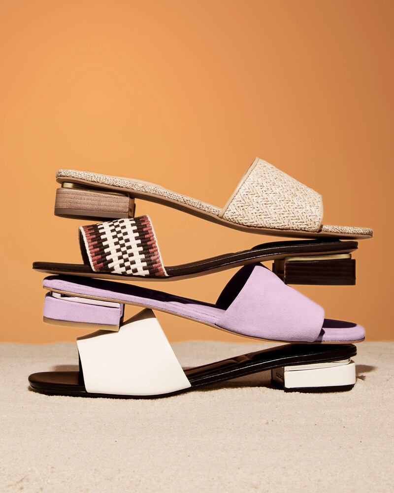 Vince Camuto Cheleah Slide Lavender Haze ID-ROWJ2584