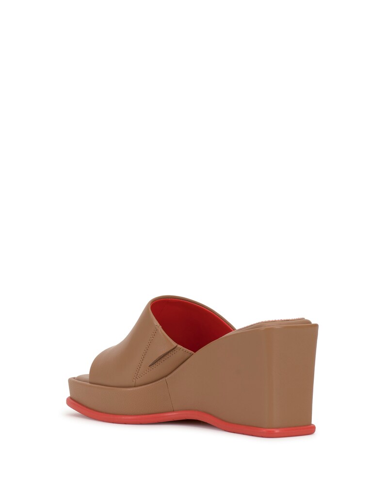 Vince Camuto Falivda Wedge Mule Maple ID-TRXV8809