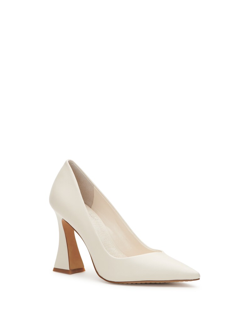 Vince Camuto Akenta Pump Creamy White ID-TYWT6509