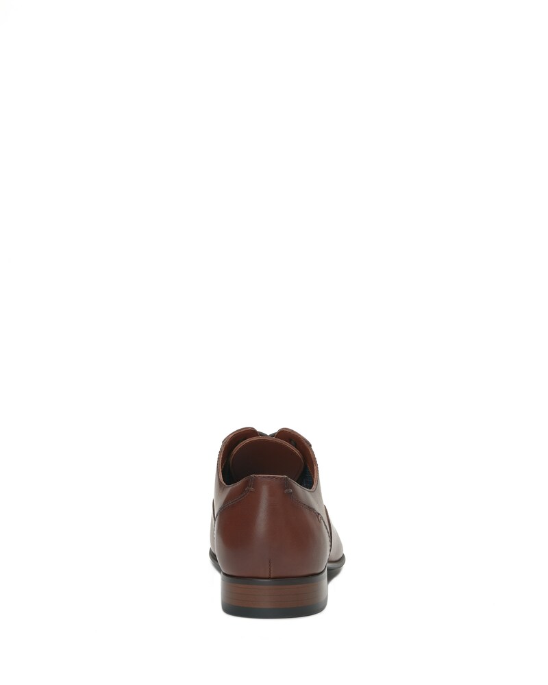 Vince Camuto Menﾡﾯs Jensin Derby Cuero ID-UINE4723