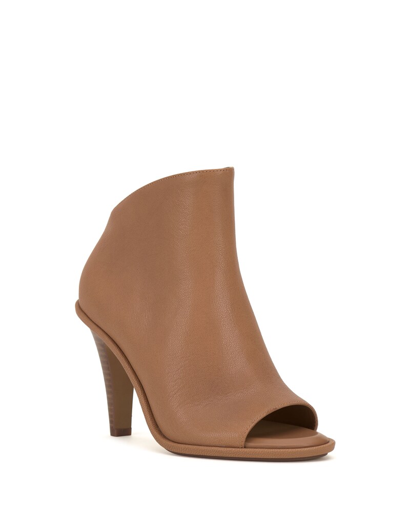 Vince Camuto Finndaya Peep-Toe Bootie Light Cognac ID-VHWP1183