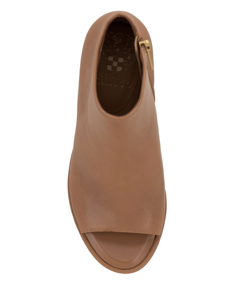 Vince Camuto Finndaya Peep-Toe Bootie Light Cognac ID-VHWP1183