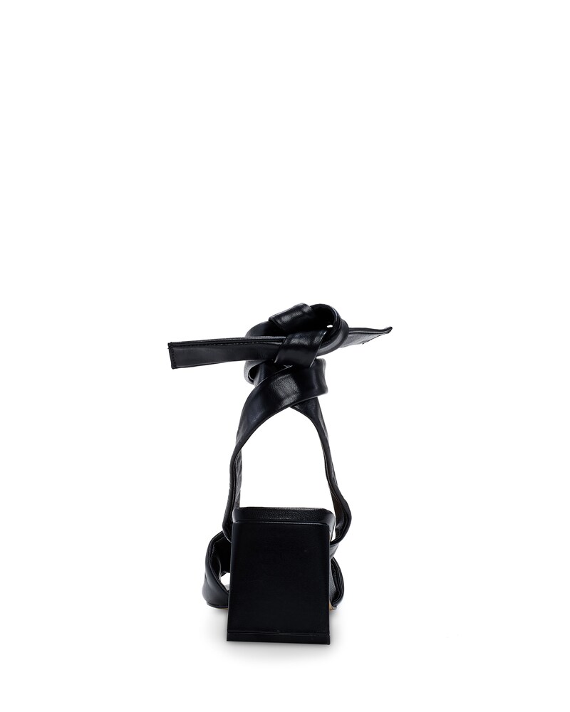 Vince Camuto Leluna Sandal Black ID-VLKB6263