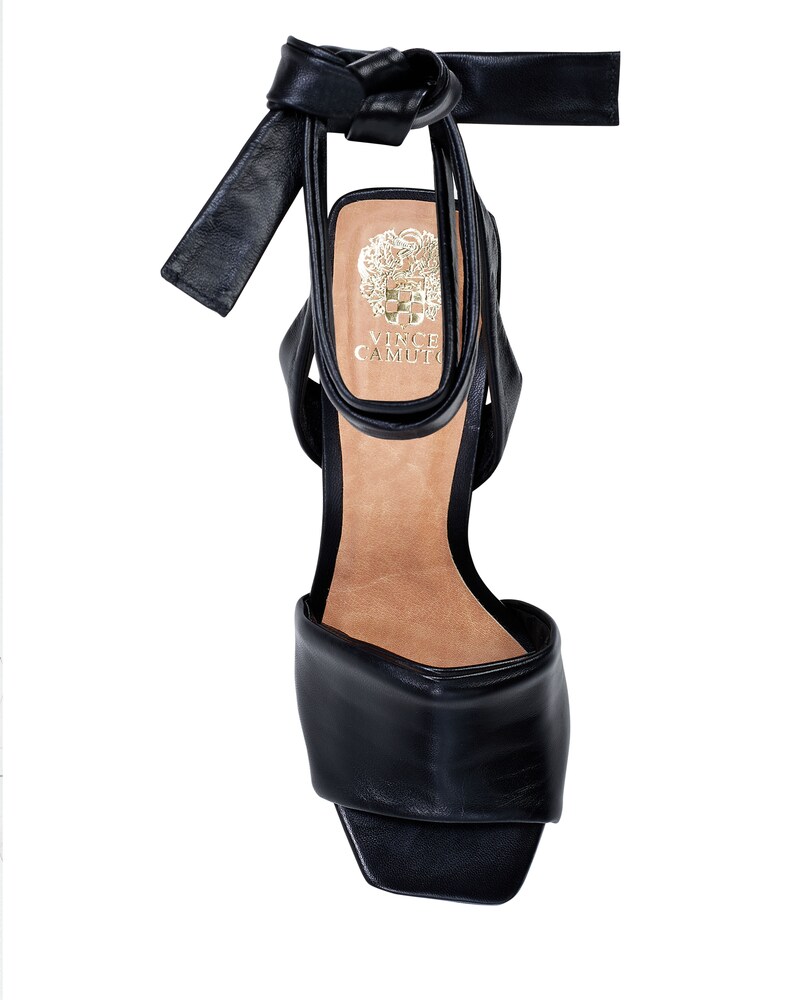Vince Camuto Leluna Sandal Black ID-VLKB6263