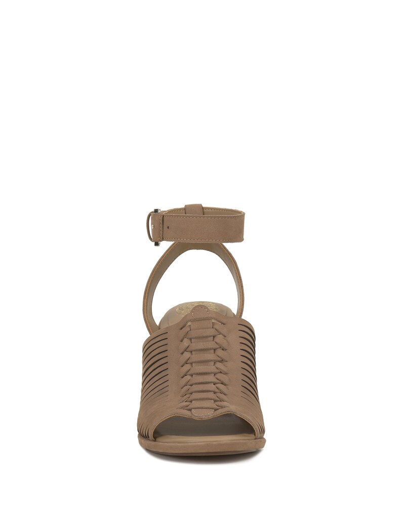 Vince Camuto Frenela Sandal Tortilla ID-VQLU2465