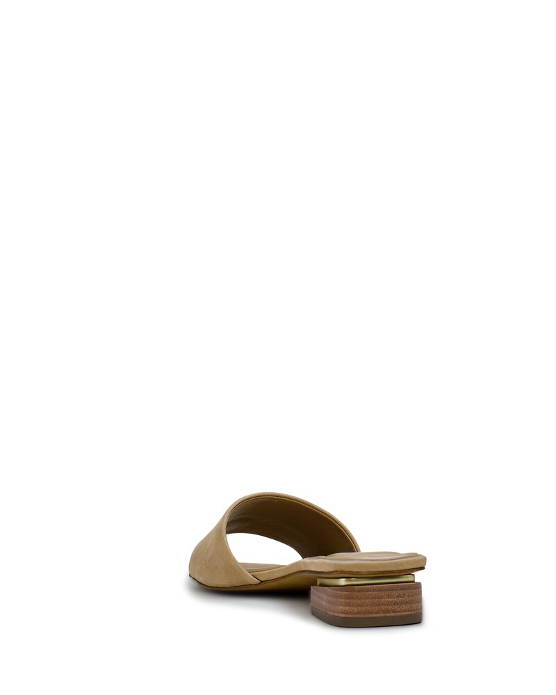 Vince Camuto Cheleah Slide Tortilla ID-WLZM9629