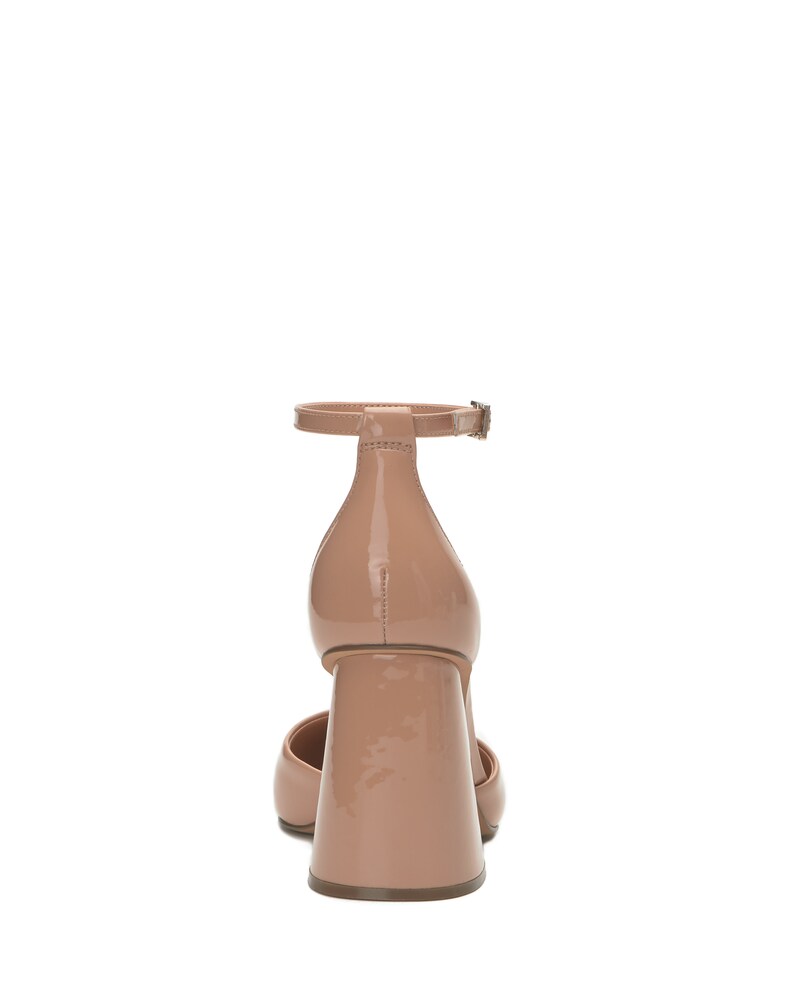 Vince Camuto Addilenz Pump Sandstone ID-YNME4161