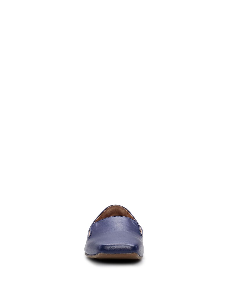 Vince Camuto Chelsie Loafer Navy ID-ZHST1152